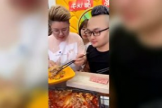 娱乐吃瓜酱外婆